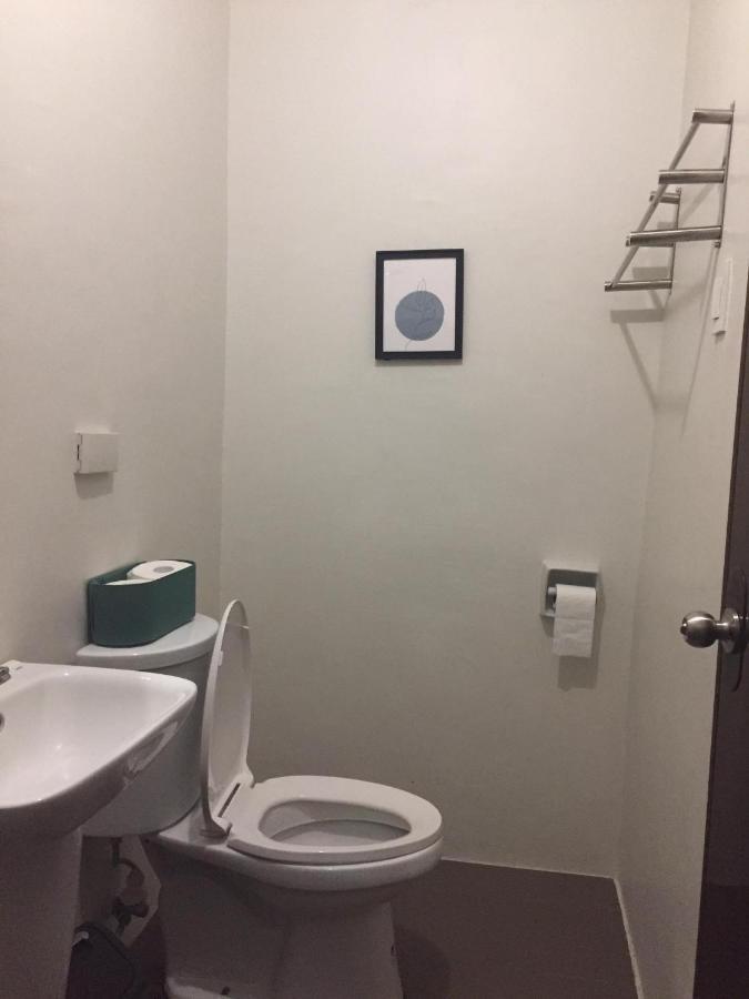 Mactan Airport Guesthouse Lapu-Lapu City Pokoj fotografie